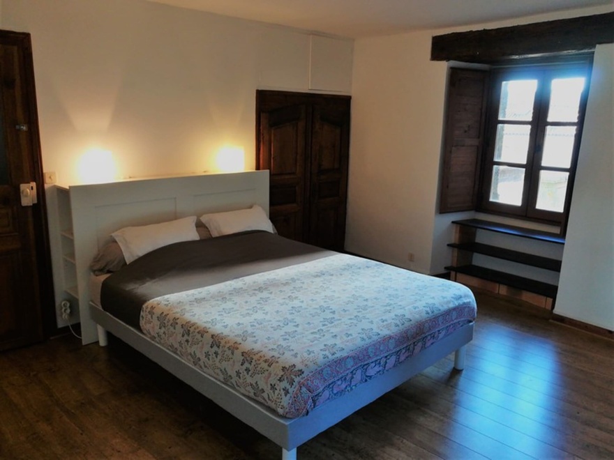hotel-accomodation-dormitory-half-board-france-camino-de-santiago
