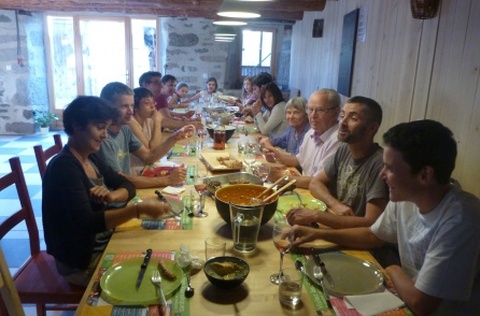 vacances insolites en famille avec repas végétariens ou végan à la neige