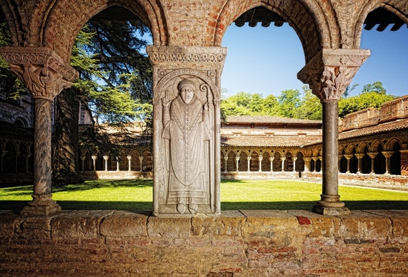 Self-guided hiking on the Camino de Santiago : from Aumont-Aubrac to Conques