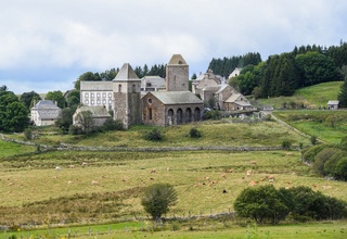 Le Chemin de Compostelle en rando liberté : Du Puy-en-Velay à Aumont Aubrac