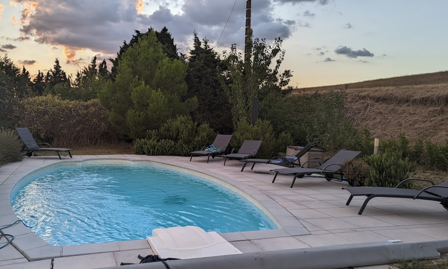 hergement-gamme-confort-castelnaudary-piscine-et-jardin