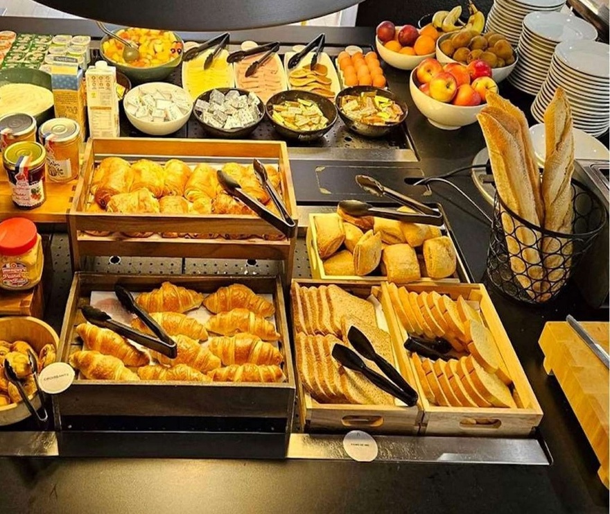 Petit déjeuner, Repas, Halte, Marmande, velo, essentiel, hôtel, room, breakfast