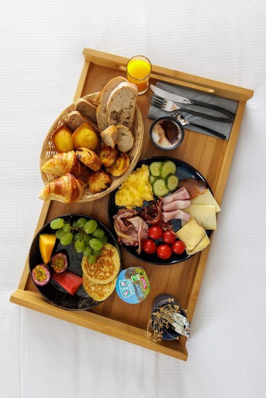 voyage-hotel-france-séjour-circuit-vélo-sud-ouest-luxe-vue-splendide-montpellier