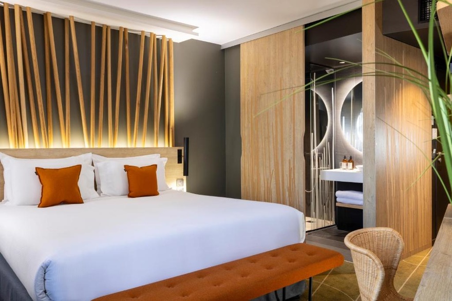 hotel-trois-etoiles-sete-voyage-a-velo-sud-france-mediterranee