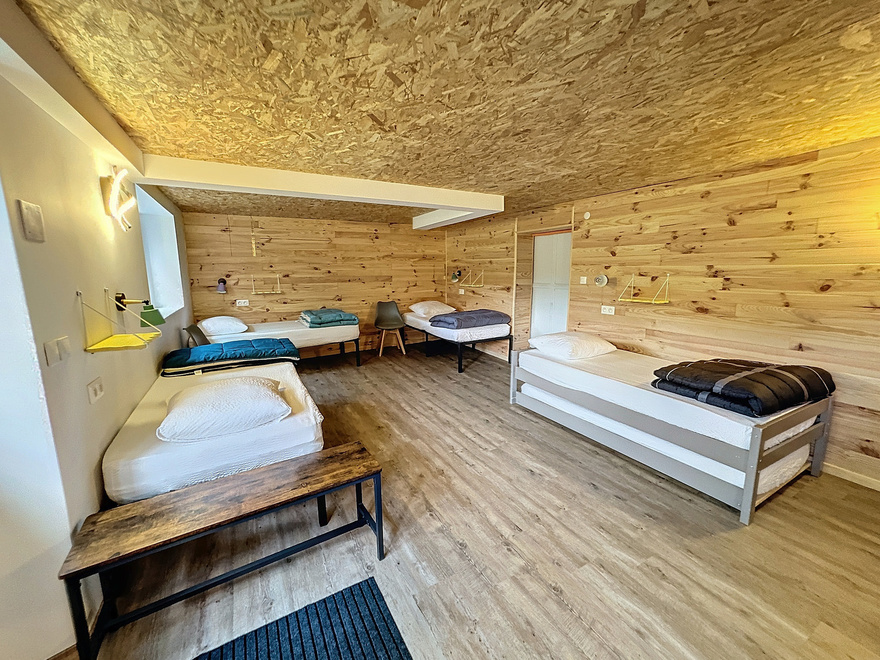 Chambre - Gamme Essentiel chambre-d-hotes-compostelle-saugues-randonnee-nature-occitane-france