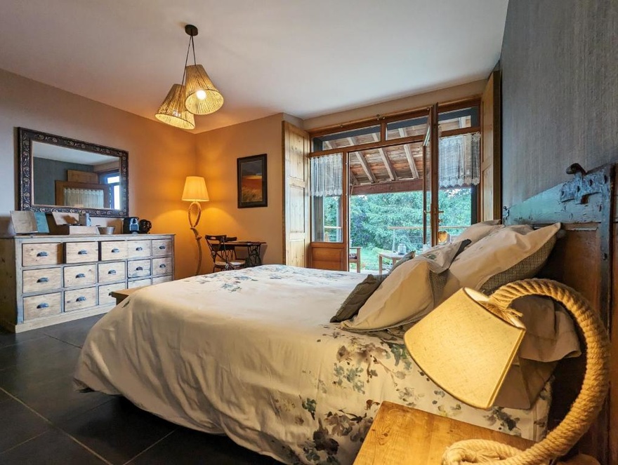 Chambre double - Gamme Privilège maison-hote-hotel-luxe-rando-hebergement-compostelle-accueil-nature-gite-spa-sauna