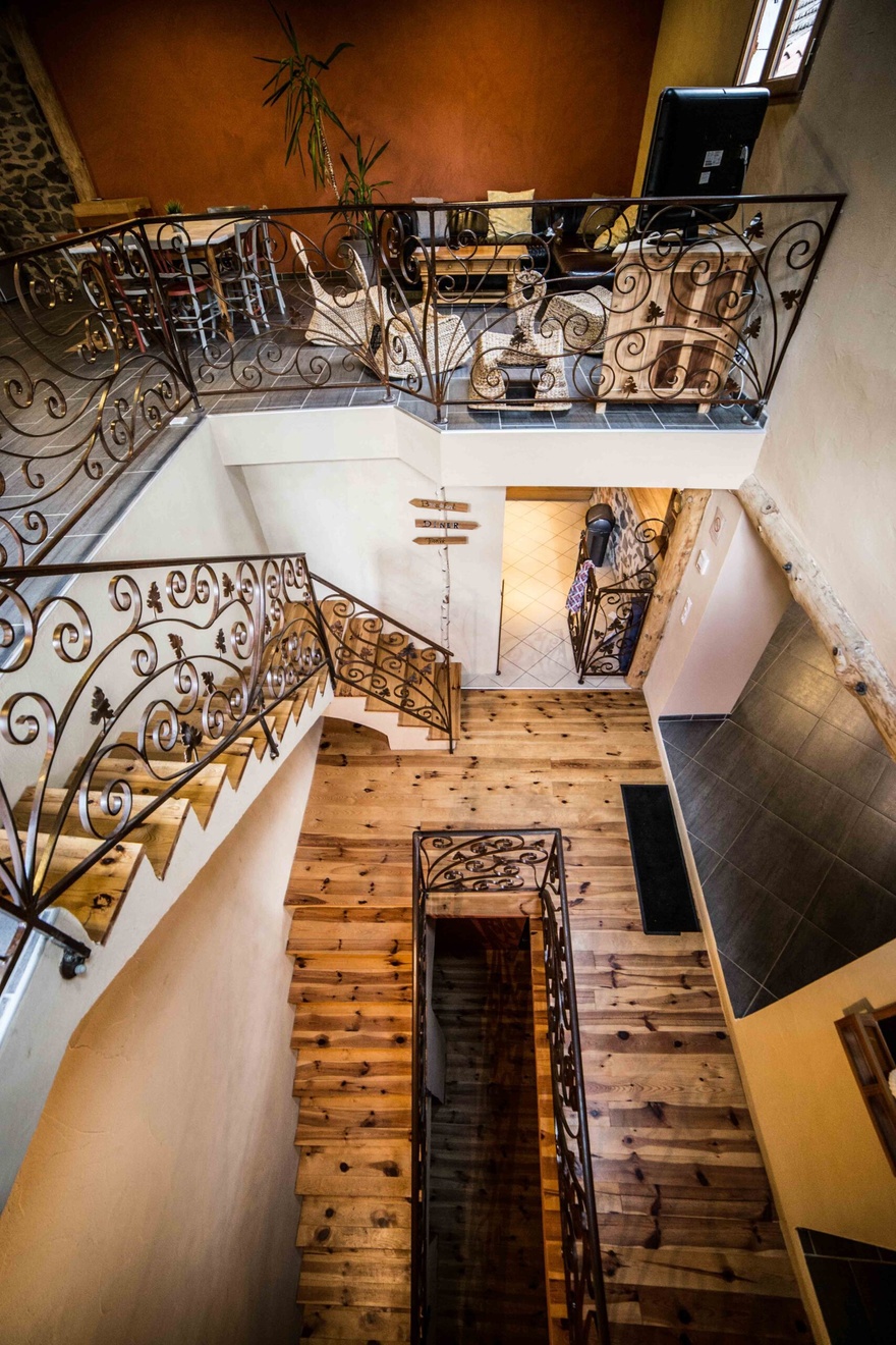 Espace Interieur - Gamme Essentielle Gite-salon-repos-hebergement-hotel-maison-hote-compostelle