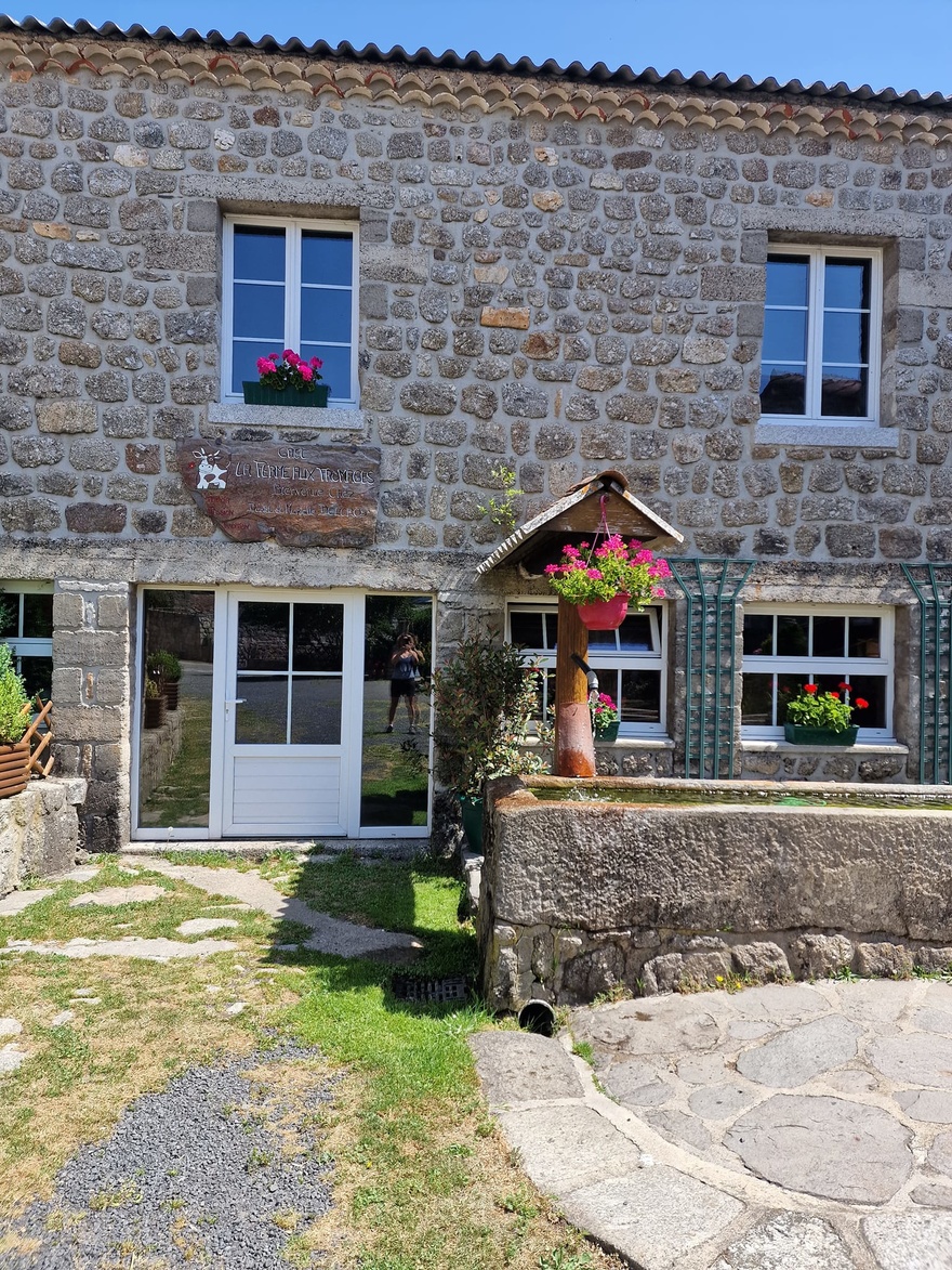 Maison d'hôte - Gamme Confort Maison-hote-hebergement-compostelle-randonnee-hotel