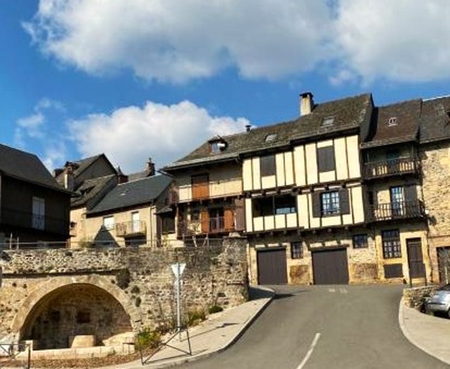 hotel-hebergement-randonnee-libre-nature-liberte-voyage-aventure-lozere-voyage