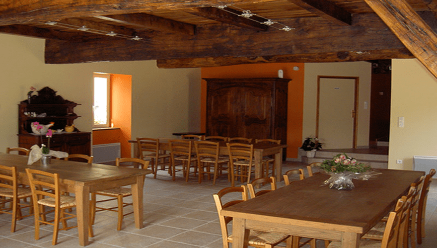 hebergement-compostelle-essentiel-nature-rando-marche-etape-gite