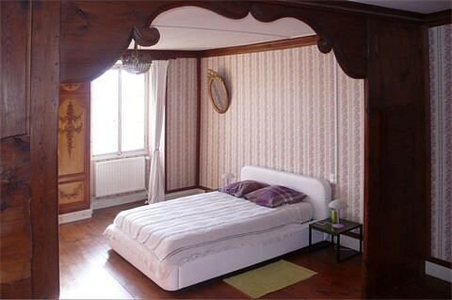 travel-hiking-trekking-france-compostelle