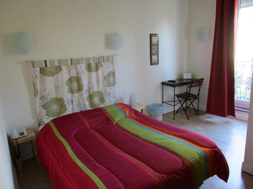 voyage-hebergement-restauration-hotel-room-montpellier-beziers