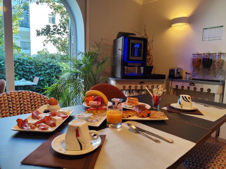 hebergement-sete-confortable-mediterranee-a-velo-sud-france-mer