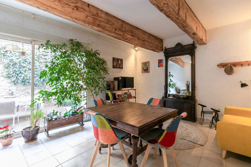 vin-chambre-room-hotel-hebergement-chambre-restauration-rando