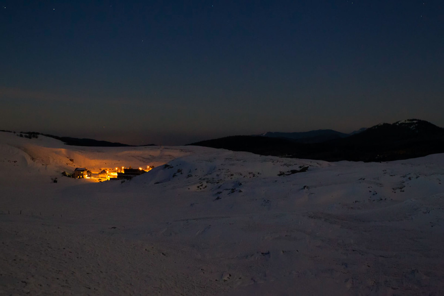 séjour-multi-activités-vercors-hiver-trappeur-traineau-neige-ski-enfant-montagne