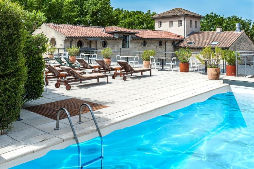 Piscine Hôtel Cloitre Saint Louis