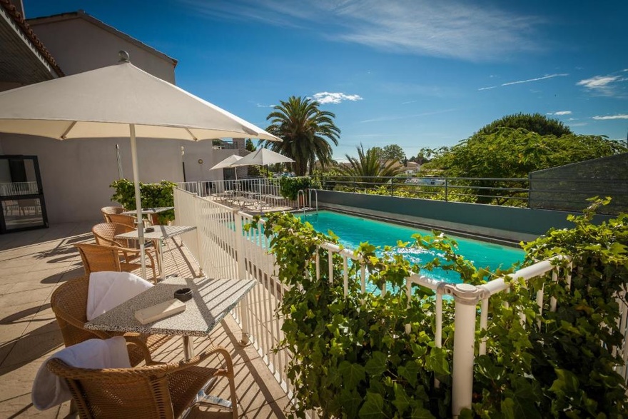 Piscine - Hotel les jardins du Canal - Aigues Mortes