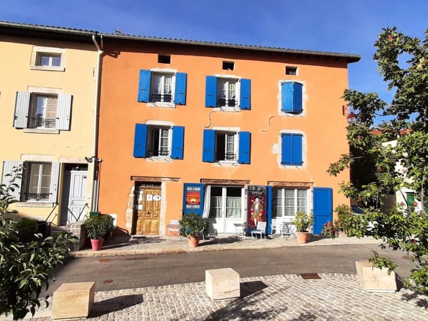 Maison d'hôte - Gamme Essentiel voyage-stevenson-hebergement-hotel-vin-restaurant- bar- room-chambre-accueil