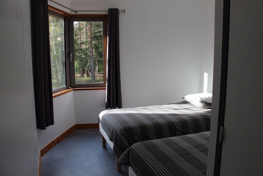 Chambre Lit Jumeaux - Gamme Confort voyage-hebergement-restauration-hotel-room-cevenne-stevenson