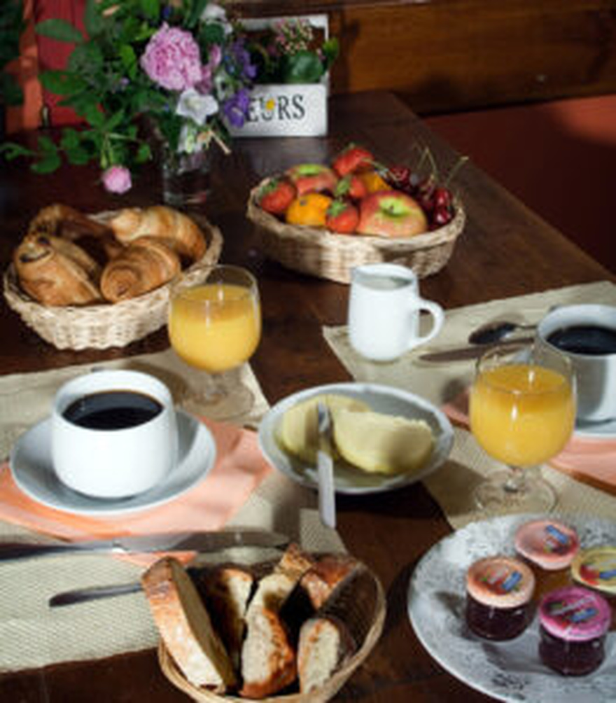 Petit déjeuner- Gamme Essentiel voyage-hebergement-restauration-hotel-room-stevenson