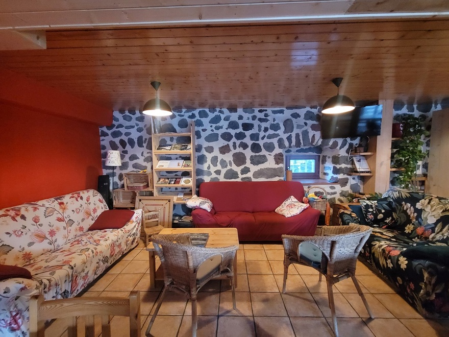 Salon - Gamme Essentiel rando-ferme-liberte-libre-nature-hebergerment-gite-hote