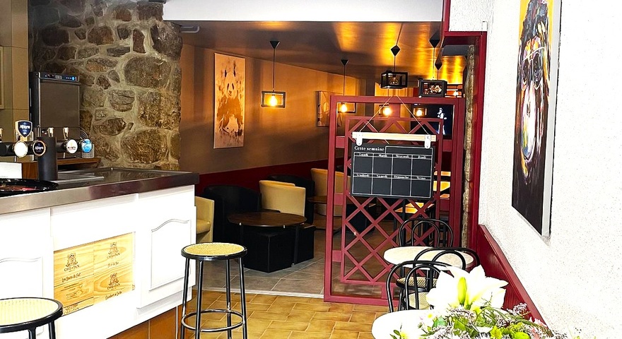 Hôtel à le Cheylard Hôtel à Le Cheylard, Ardèche, restaurant, confort, bar, vin, wine, hotel