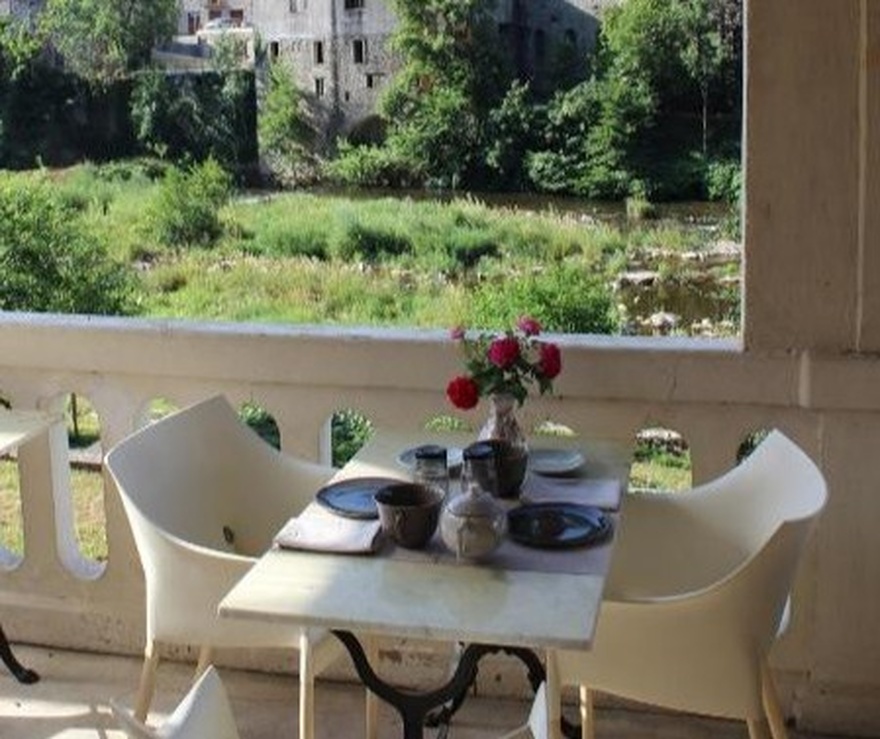 Chambre d'Hôte à Saint-Sauveur-De-Montagut Hébergement Ardèche, Saint-Sauveur-De-Montagut, chambre d'hôte, confort