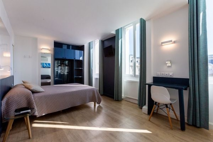 hotel-restaurant-bordeaux-bike-france