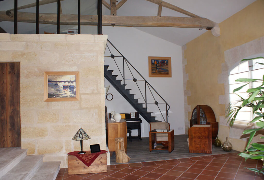 vins-chambre-room-hotel-hebergement-bordeaux-restauration-rando-velo