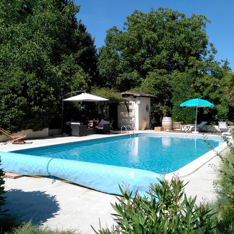 maison d'hôtes avec piscine voyage vélo occitanie dans le sud de la france